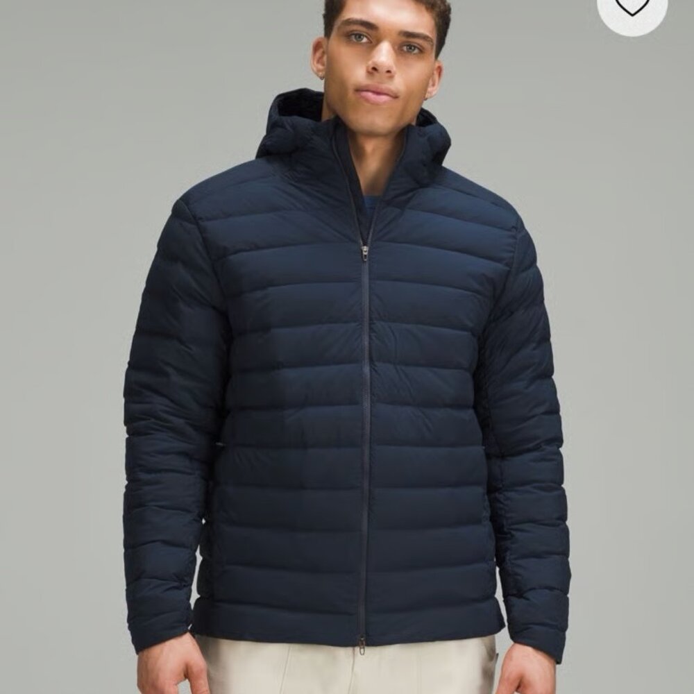 Lululemon Men's Navy Navigation Down Hooded Winter Puffer Jacket Size S